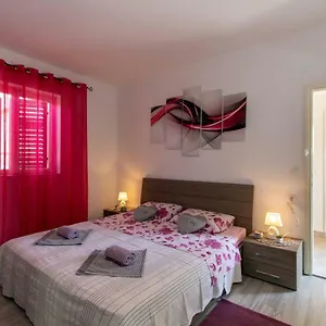 Apartament Borna